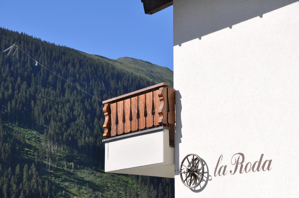 Casa La Roda, Via Da Scola 2 Седрун Екстериор снимка